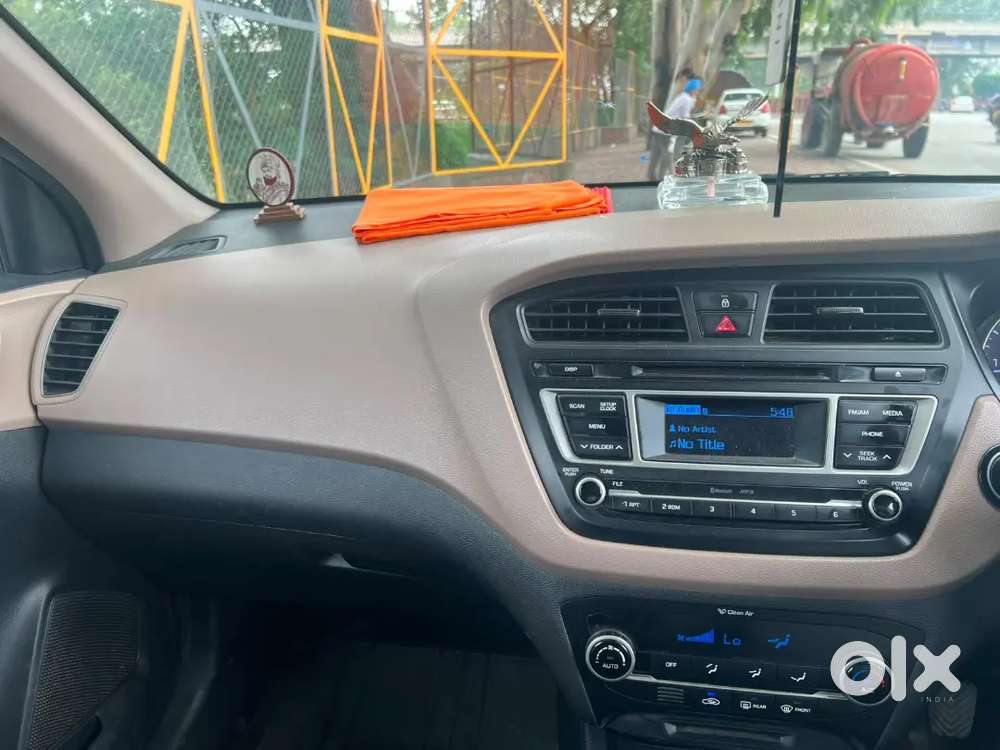 Hyundai I20 Spotz Petrol 2015