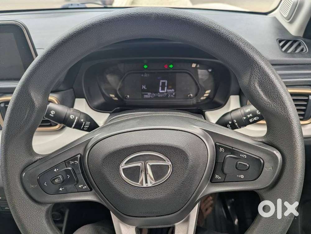 Tata Punch 1.2 Revotron Accomplished Camo Amt, 2023, Petrol