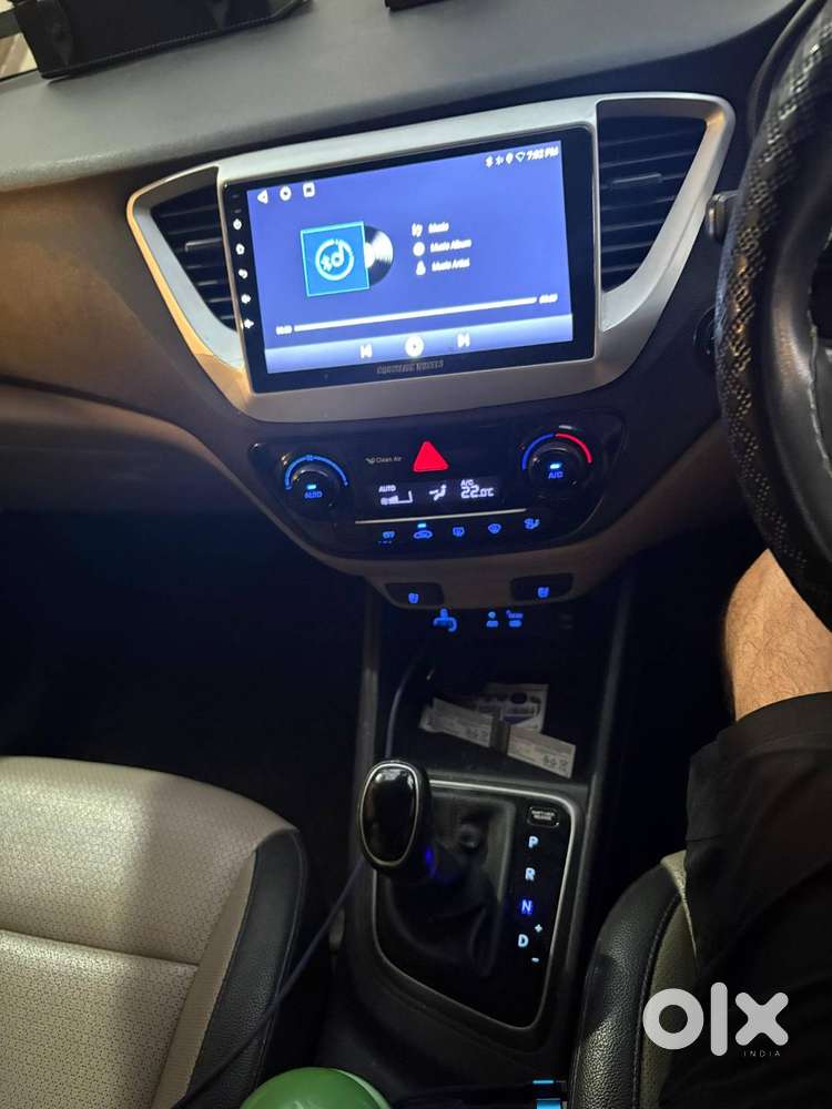 Top Model Automatic Car With 2 Original Keys