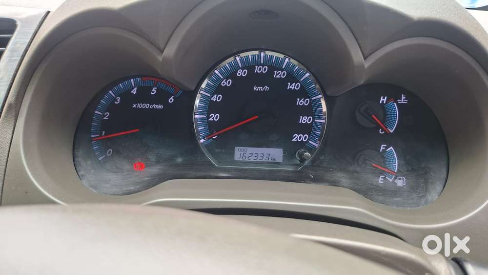 Toyota Fortuner 4x2 Manual, 2013, Diesel