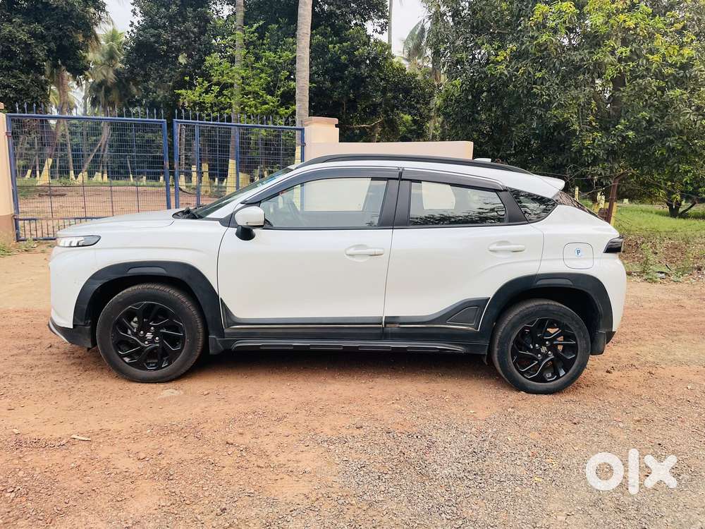 Maruti Suzuki Fronx Delta Plus 1.2 Ags, 2023, Petrol