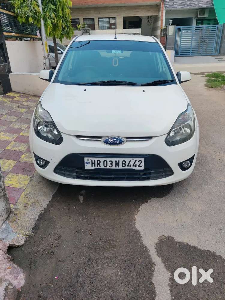 Ford Figo 1.2 Petrol 2012