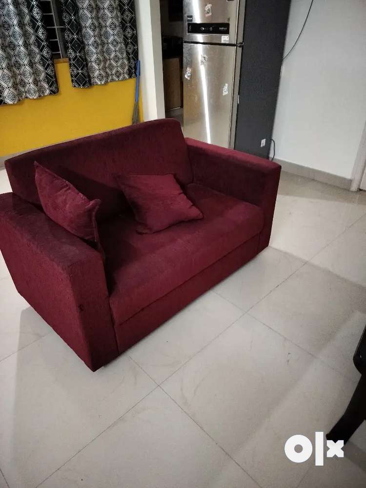 2 seater on sale sofa olx