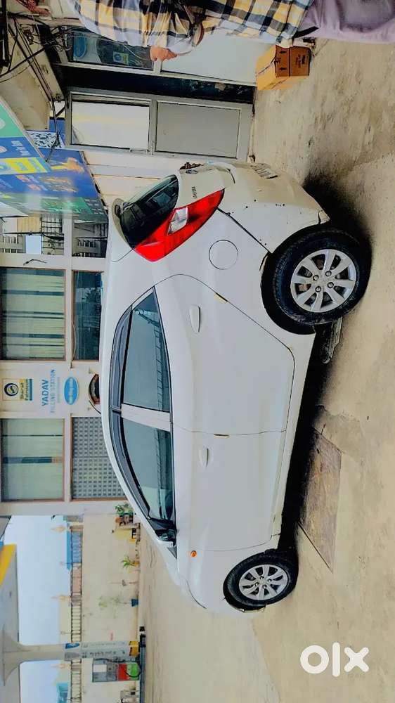 Hyundai Eon Sportz 2012