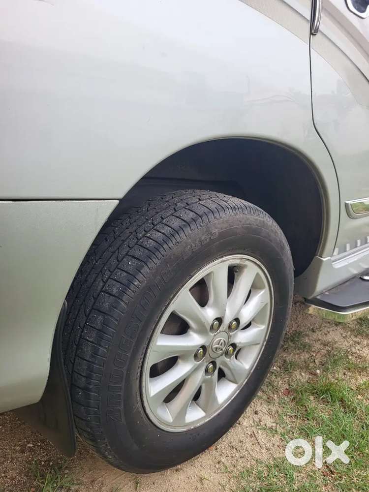 Toyota Innova 2.5 Vx 2014