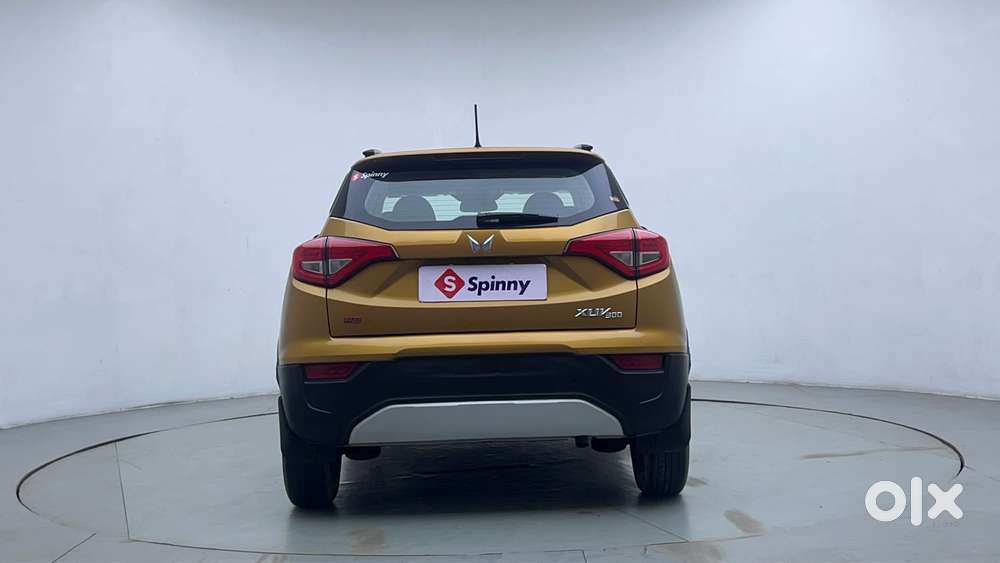 Mahindra Xuv300 Turbosport W8, 2023, Petrol