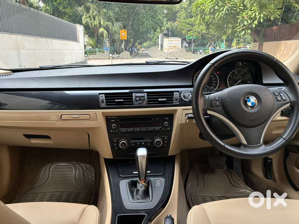 Bmw 3 Series 2.0 320i Sedan, 2011, Petrol