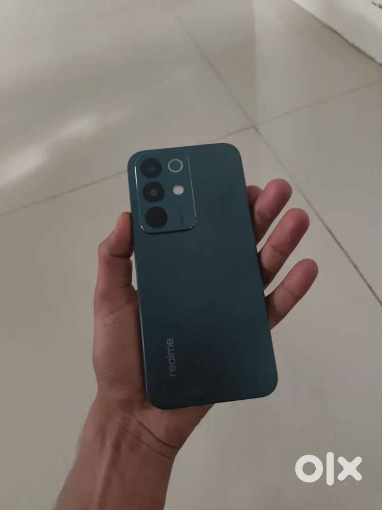 C85 5G 1month old brand new mobile sell for other mobile purchase