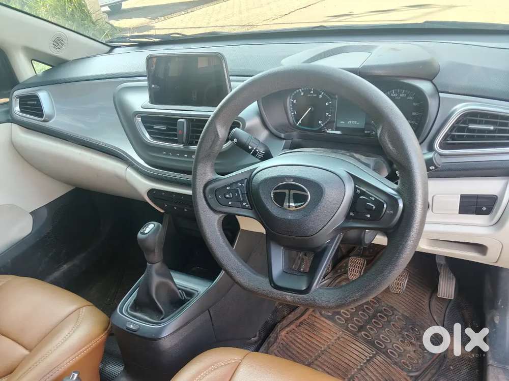 Tata Altroz Xm Plus Full Loan Available