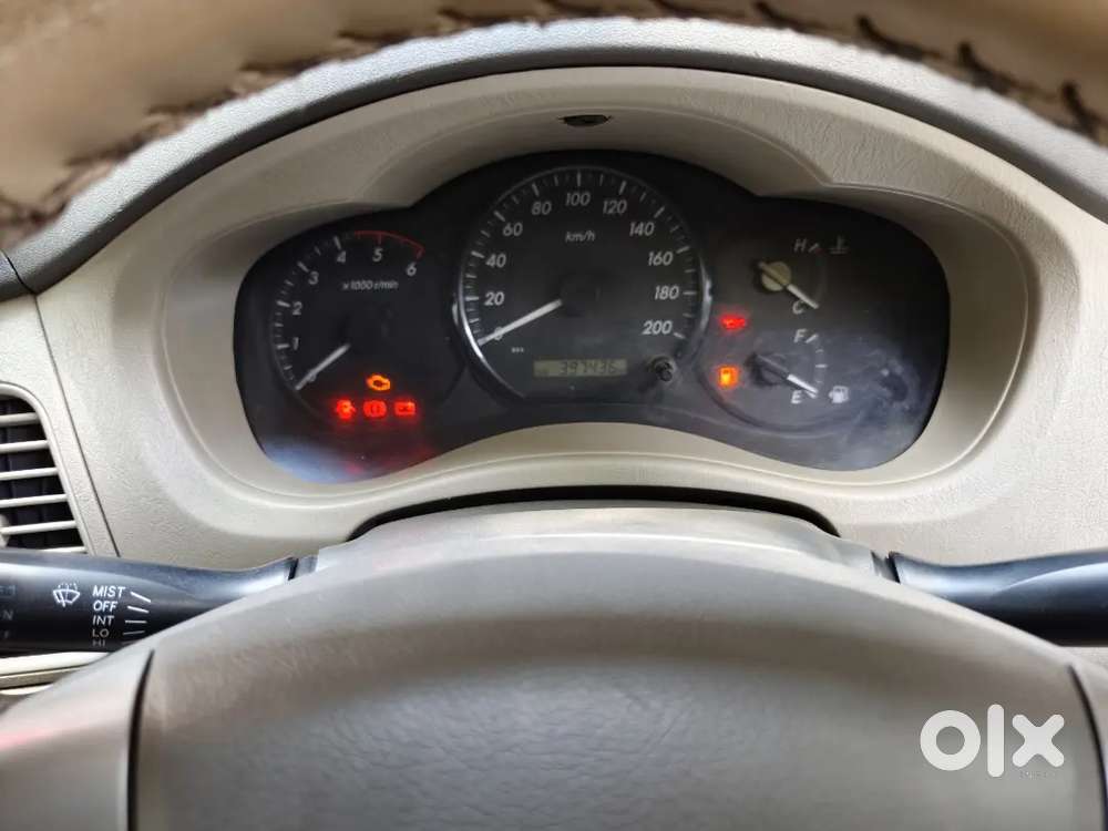 Toyota Innova 2014 Diesel Well Maintained