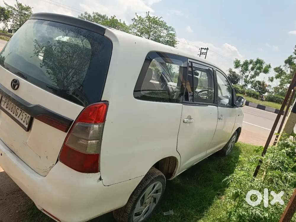 Toyota Innova 2011 G2 Diesel Well Maintained