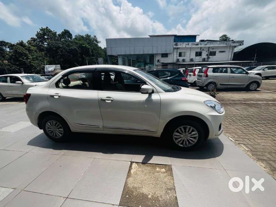 Maruti Suzuki Dzire 1.2 Vxi, 2018, Petrol