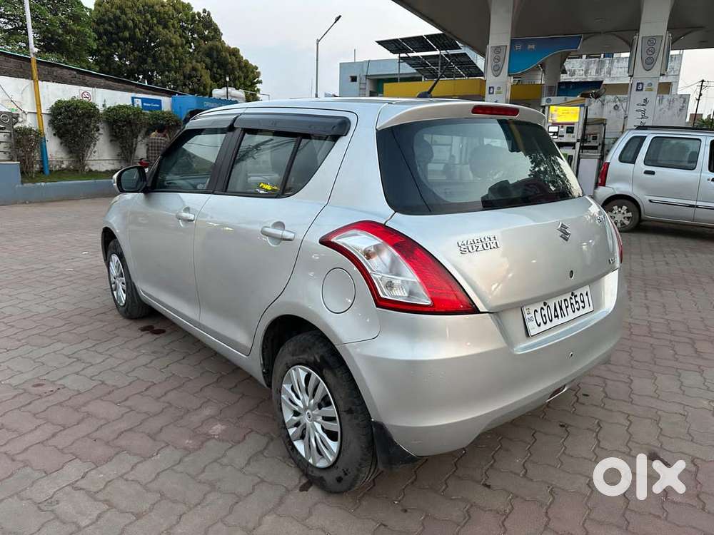 Maruti Suzuki Swift Vxi 1.2 Abs Bs-iv, 2012, Petrol
