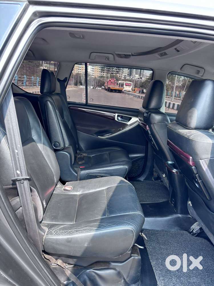 Toyota Innova Crysta