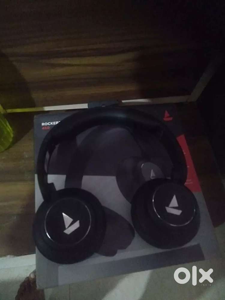 Boat headphones