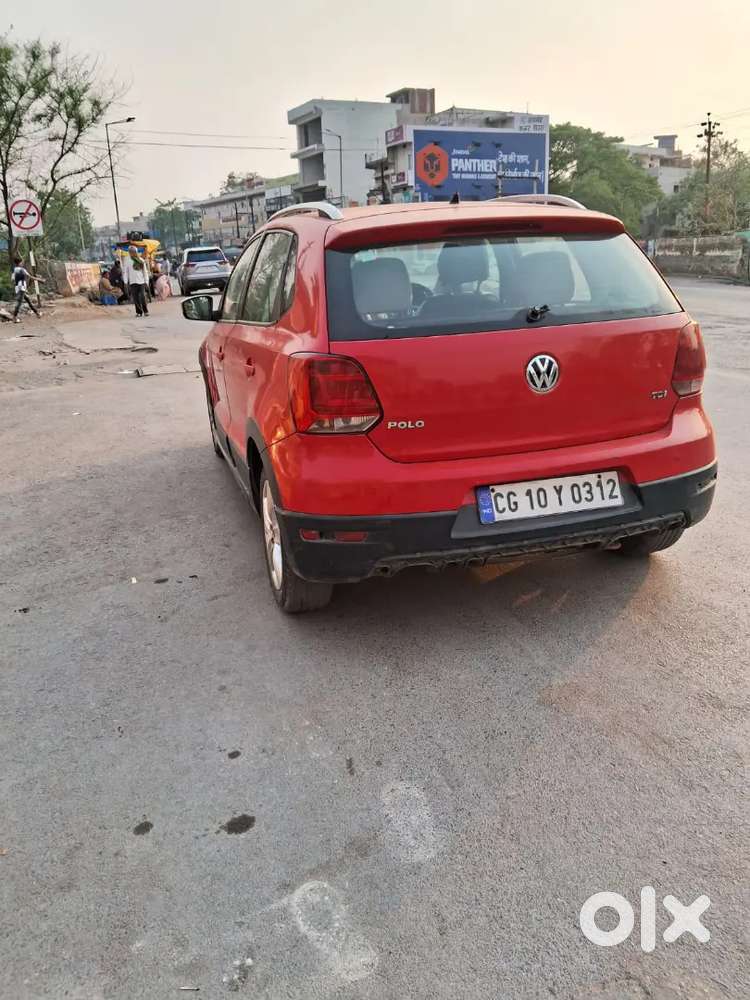 Vw Cross Polo Diesel 1.5 Tdi 
2015 Model