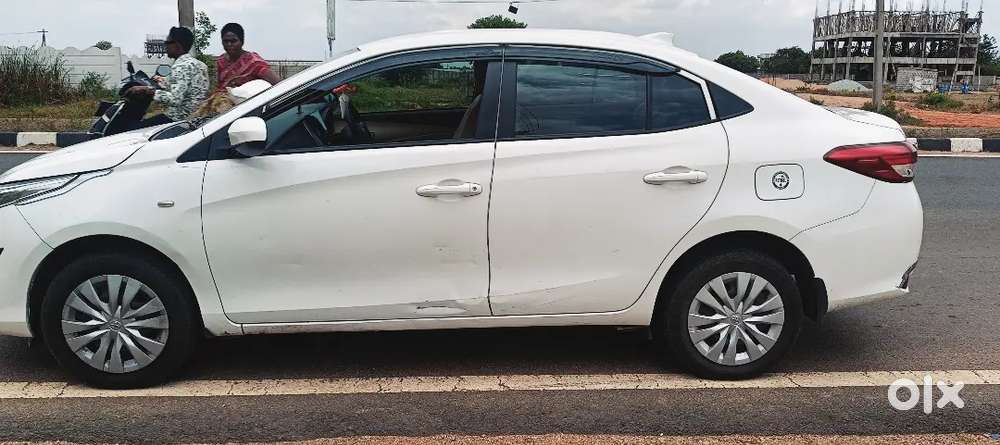 Toyota Yaris 1.5 J 2021