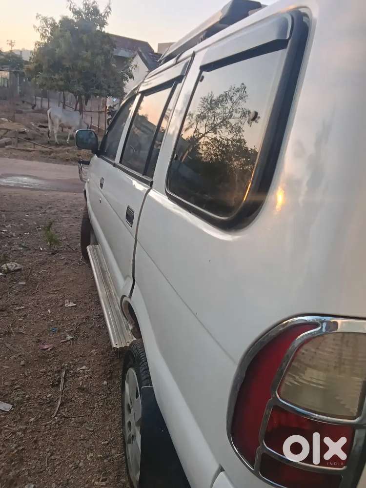 2011 Tavera Car Good Condition Recently Oil Change And New Battery