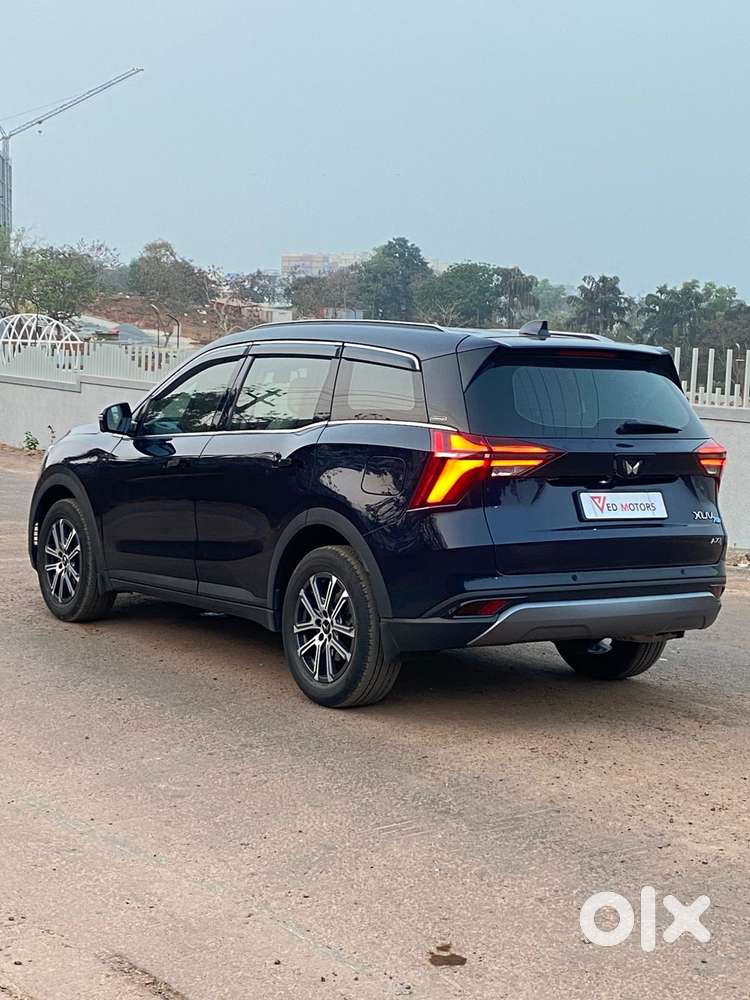 Mahindra Xuv700 Ax7l 6 Str At, 2025, Petrol