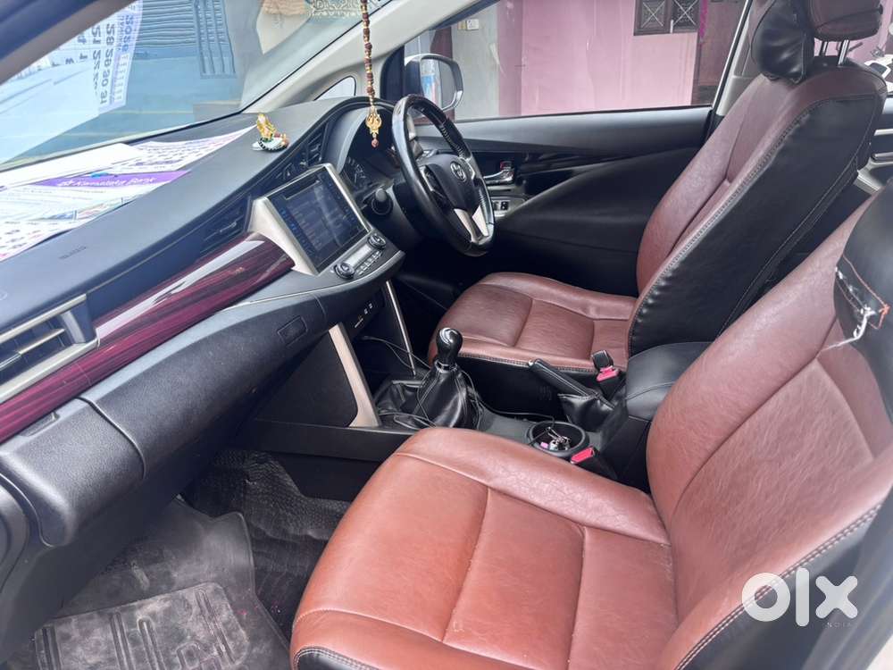 Toyota Innova Crysta 2016 Diesel Manual