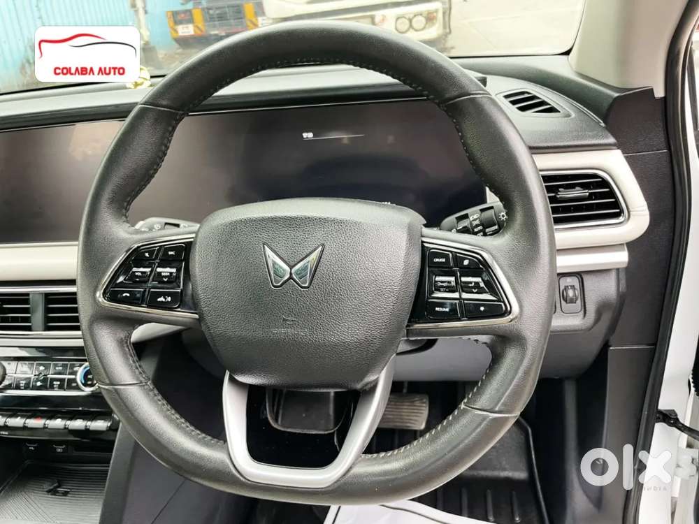Mahindra Xuv700 2.2 Ax 7 Diesel At Luxury Pack Str, 2024, Diesel