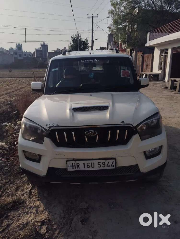 Mahindra Scorpio 2017 Diesel 150000 Km Driven