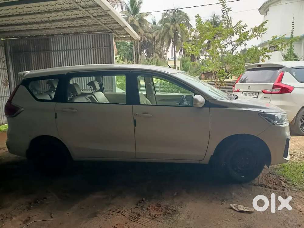 Maruti Suzuki Ertiga Petrol Well Maintained One Hand Driven