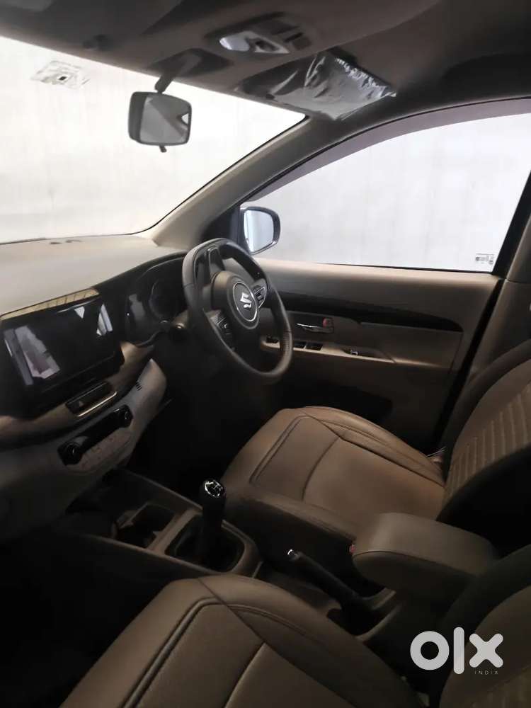 Maruti Suzuki Ertiga 2023 Petrol 25000 Km Drive Hybrid Need Condition.