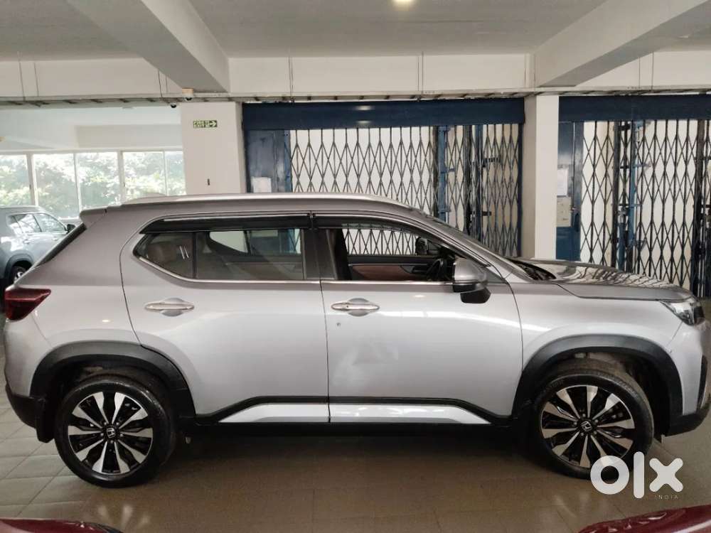 Honda Elevate Zx Cvt, 2023, Petrol