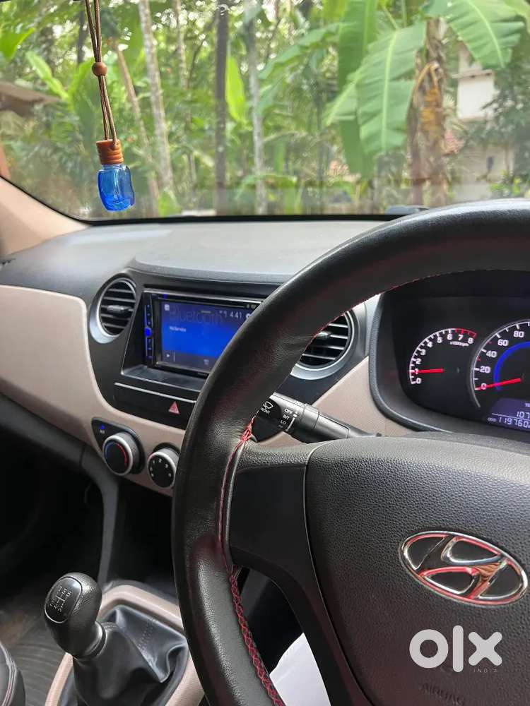 Hyundai Grand I10 2017 Petrol Well Maintained