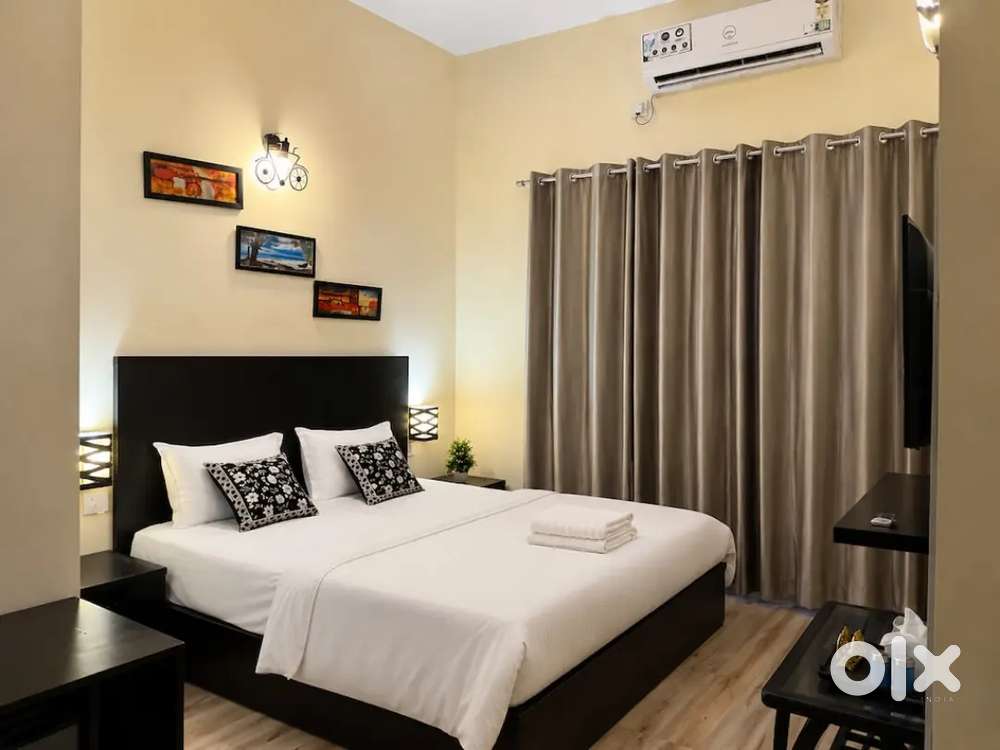 GUEST HOUSE FOR RENT # Near Prem Mandir On Road kripalu Marg