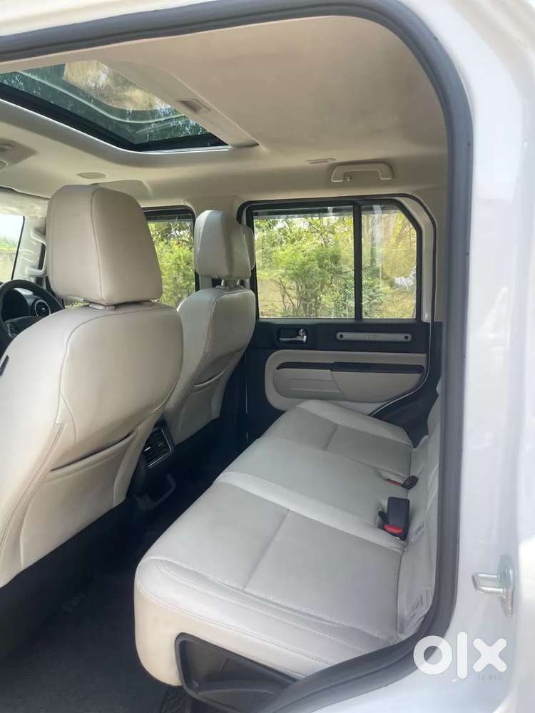 Mahindra Thar Roxx, 2025, Petrol