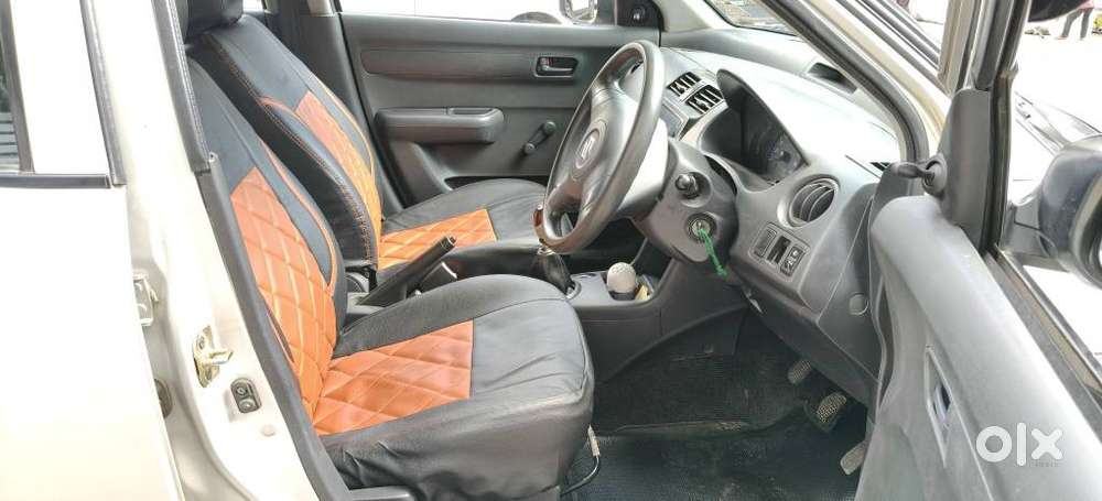 Maruti Suzuki Swift 2004-2010 1.3 Lxi, 2005, Petrol