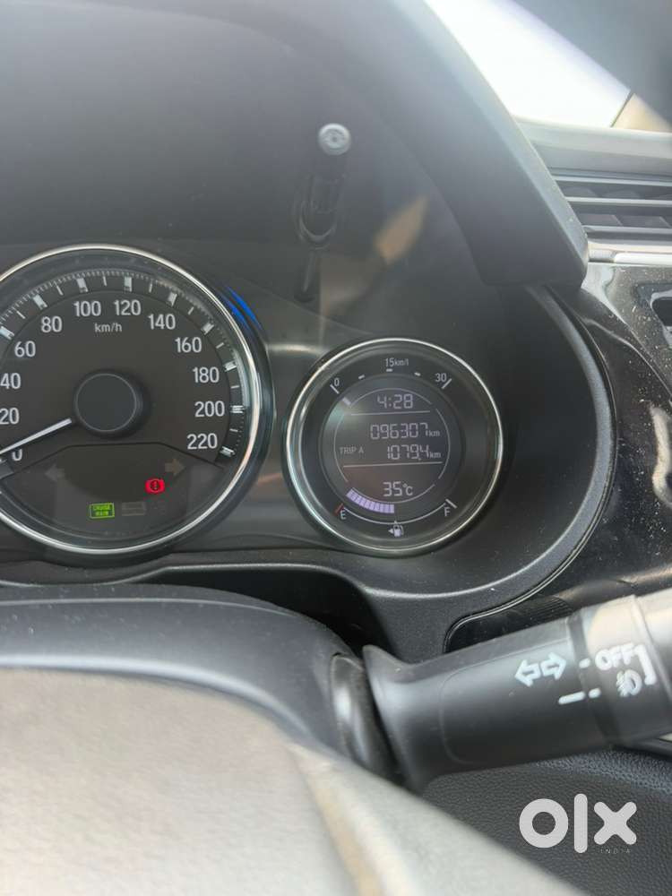 Honda Petrol Car 2017 Sunroof