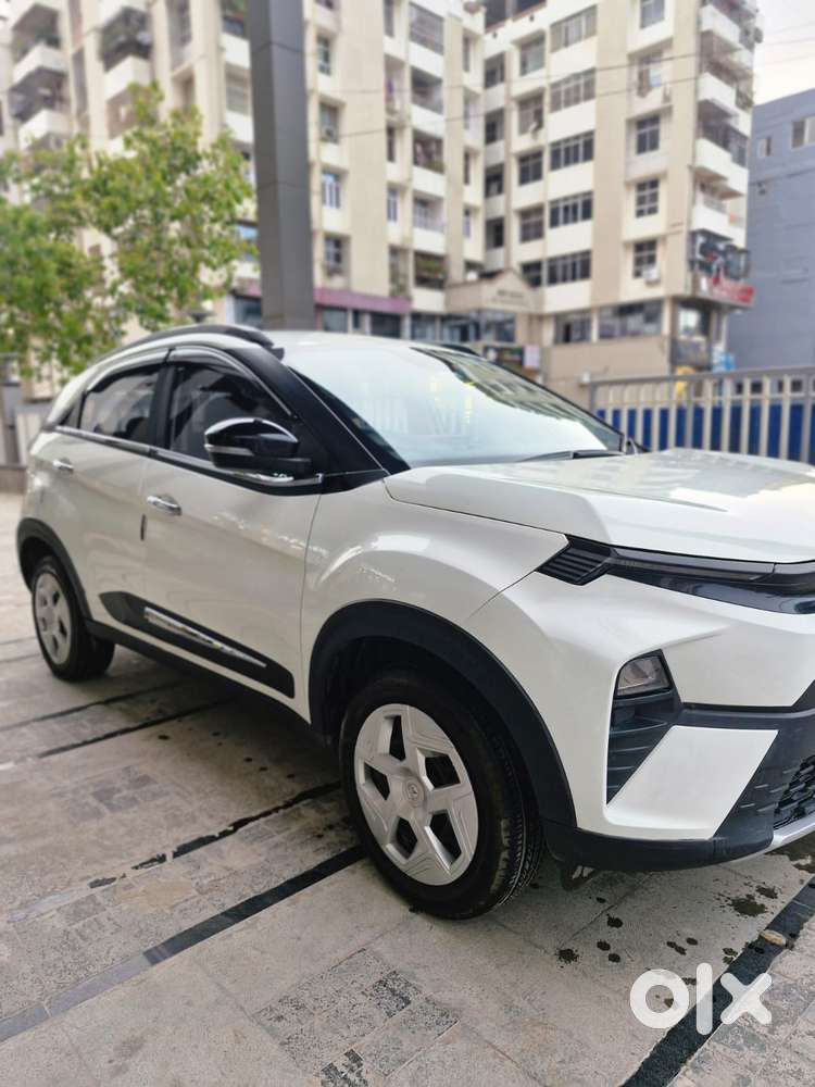 Tata Nexon Fearless Plus (ps) 1.2 Icng 6mt Red Dark Edition, 2025, C..