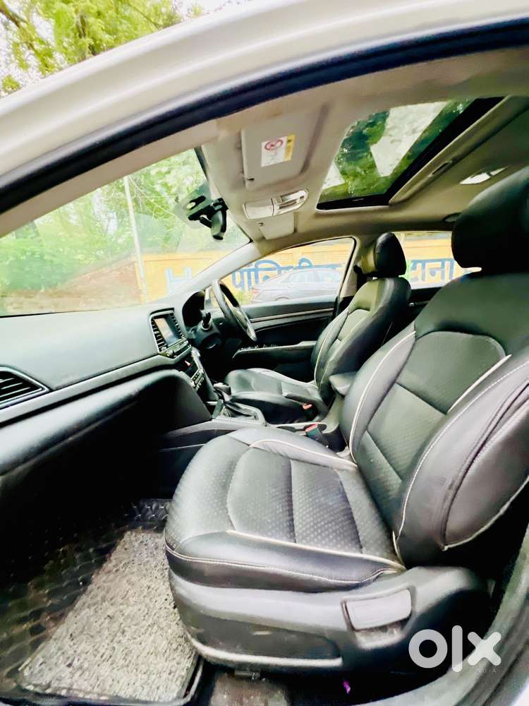 Hyundai New Elantra [2016-2019] 1.6 Crdi Sx (o) At, 2017, Diesel