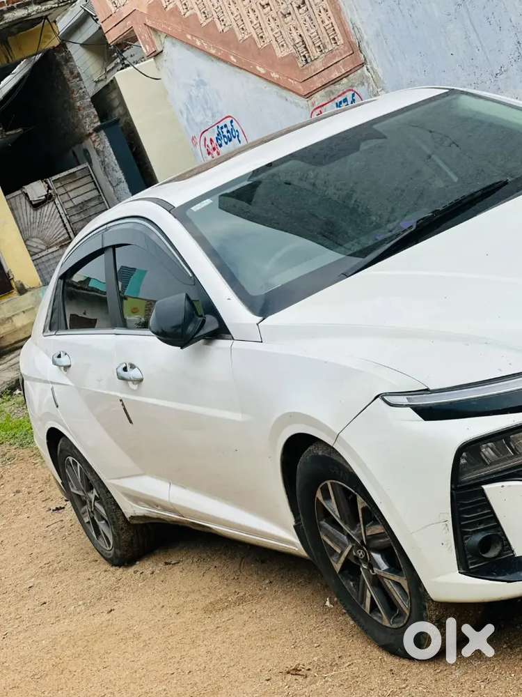 Hyundai Verna 2023 Petrol 75000 Km Driven