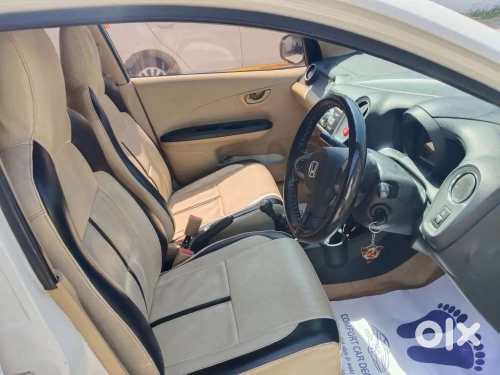 Honda Brio Vx At 2015