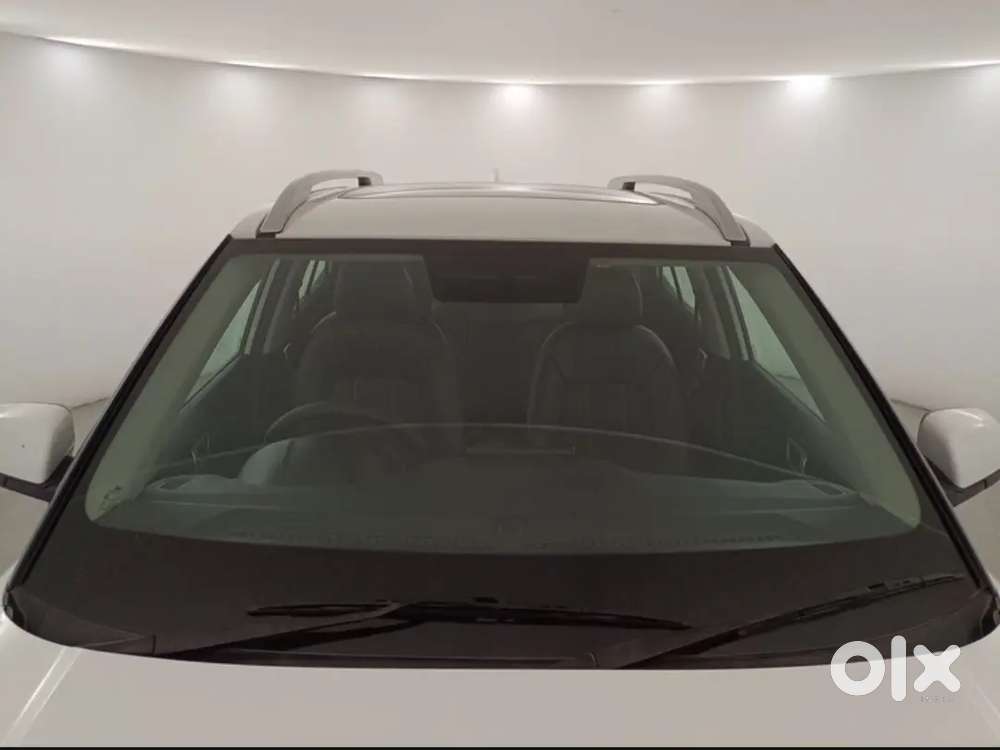 Hyundai Venue Knight Edition 2019 With Sun Roof