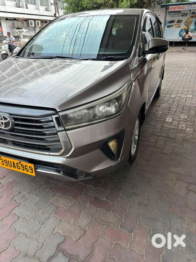 Toyota Innova Crysta 2018 Diesel Well Maintained