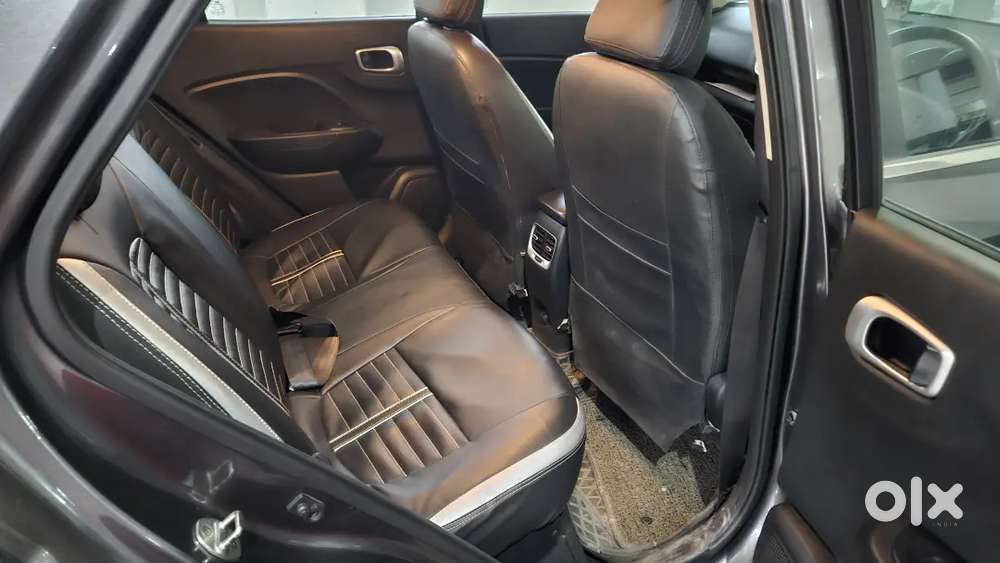 Hyundai Venue 2021 Petrol Manual