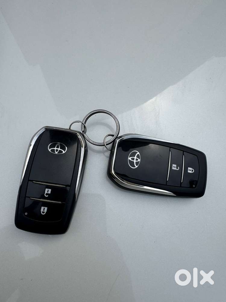 Toyota Innova Crysta 2.8 Zx At 7 Seater, 2018, Diesel