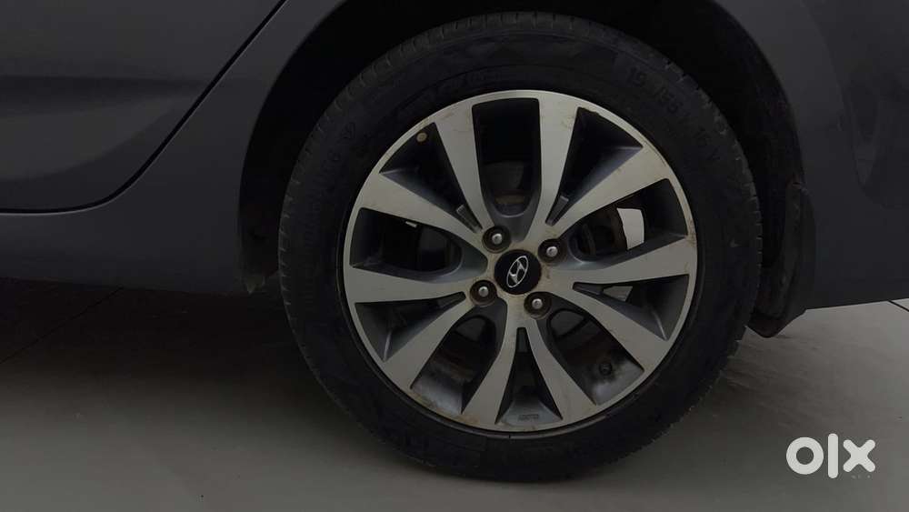 Hyundai Verna Fluidic 1.6 Vtvt Sx Opt, 2013, Petrol