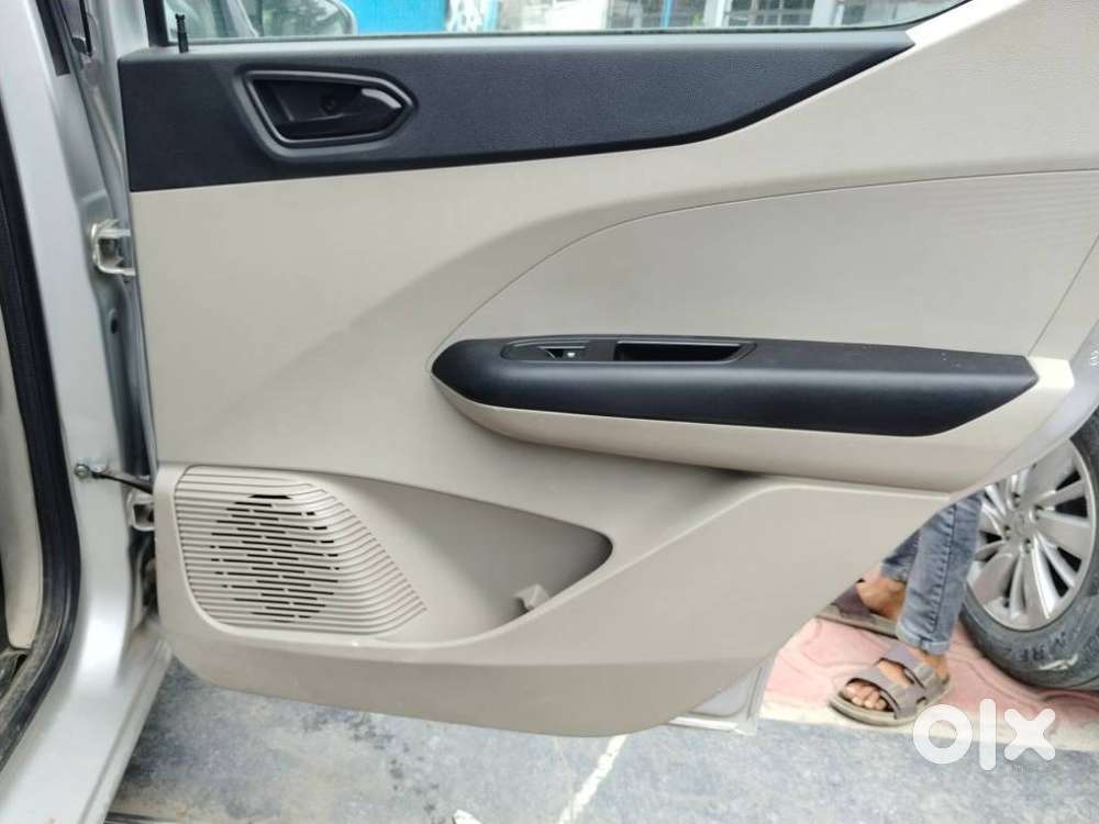 Renault Triber Rxt, 2019, Petrol