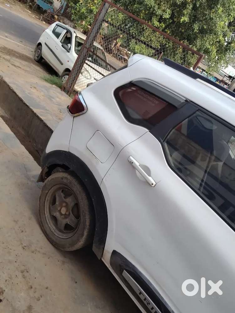 Renault Triber 2019 Petrol Manual