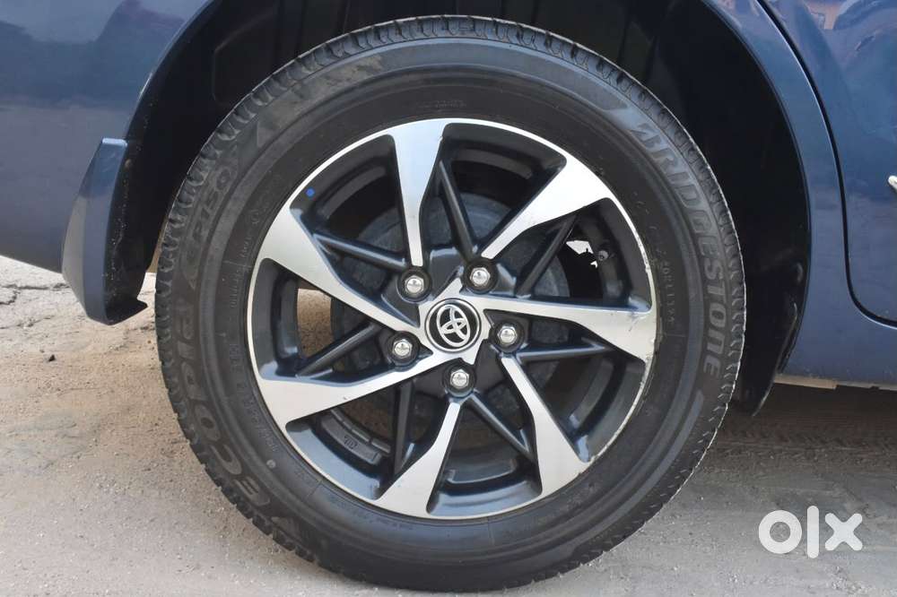 Toyota Rumion V At, 2023, Petrol