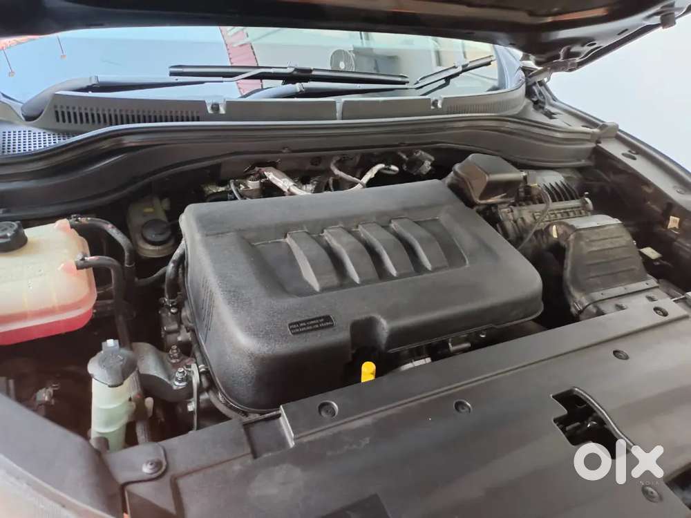 Mahindra Xuv700 2023 Diesel 98000 Km Driven