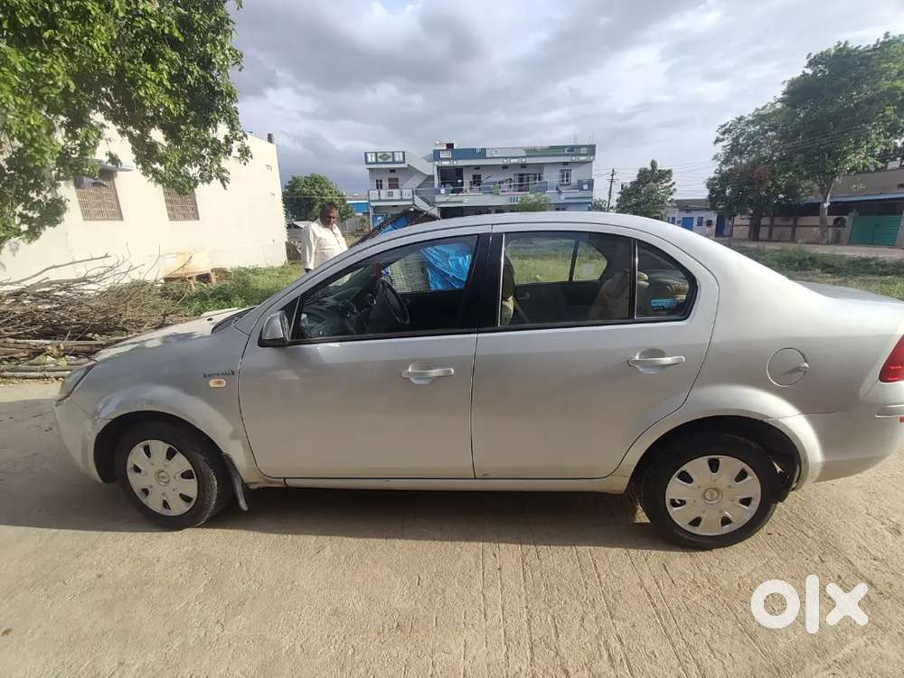 Ford Fiesta Classic 2012 Diesel 130000 Km Driven