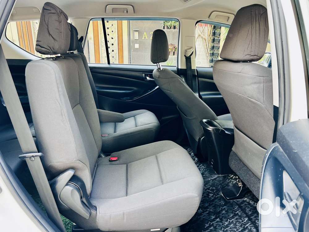Toyota Innova Crysta [2020-ongoing] 2.4 Gx 7 Str, 2023, Diesel
