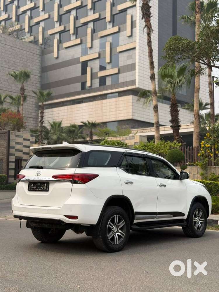 Toyota Fortuner 4x2 Mt 2.7 Petrol, 2020, Petrol